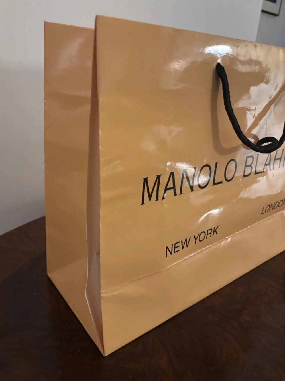 Vintage Manolo Blahnik Shopping Bags – Set of 2 – Sex and the City Era